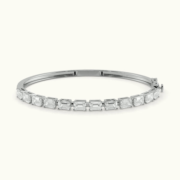 Diamond Zenith Oval Bangle