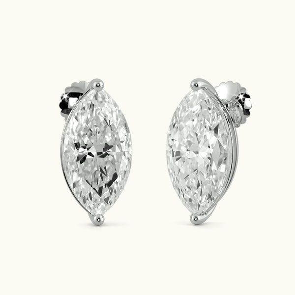 Glam Vibes Stud Earrings