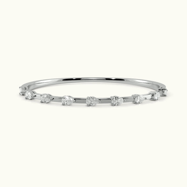 Luxe Scatter Oval Bangle