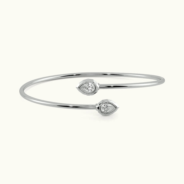 The Halo Breeze Flexible Oval Bangle