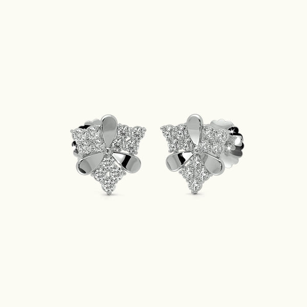 Trium Fleur Stud Earrings